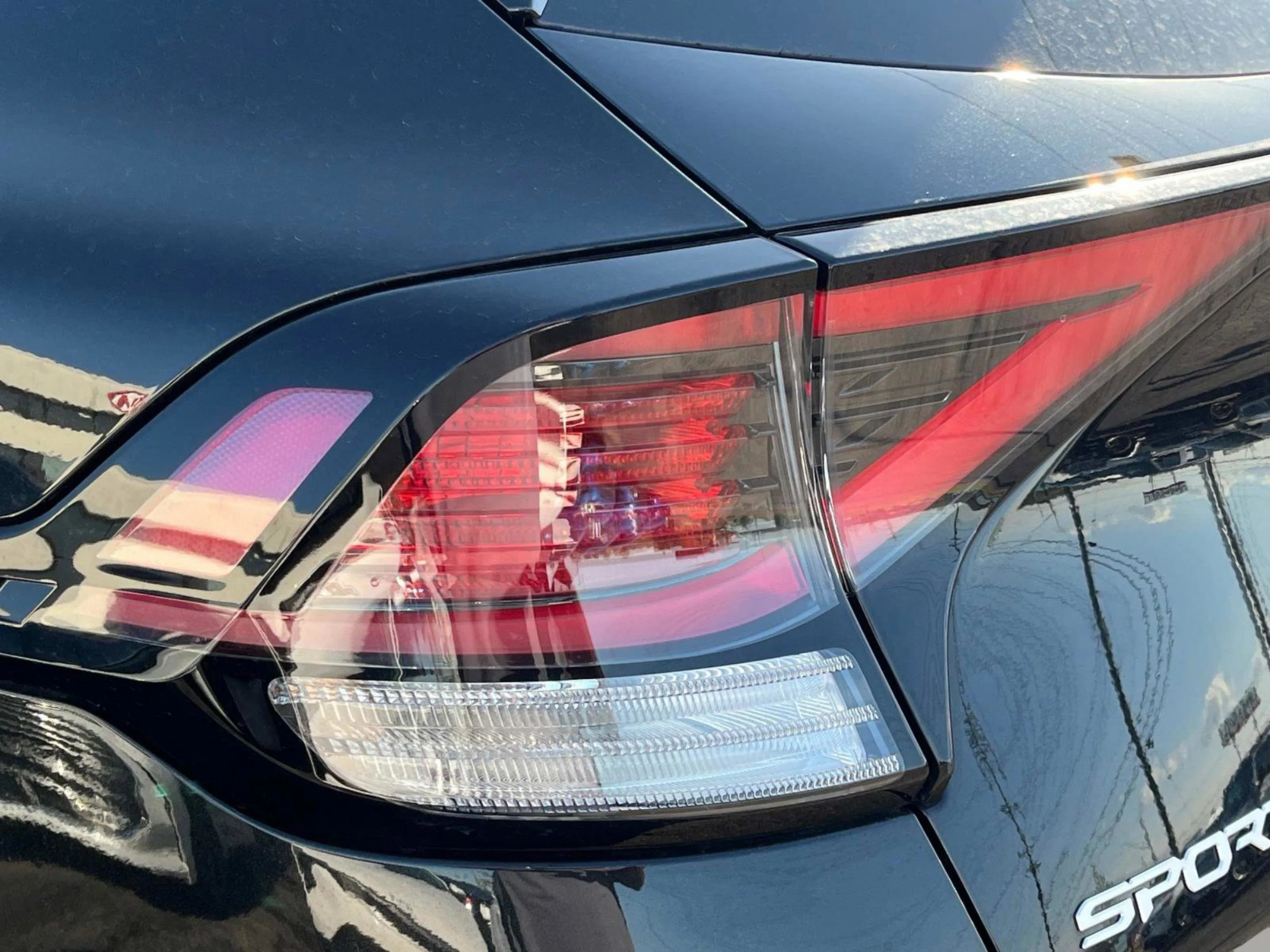 2025 Kia Sportage LX Hybrid - Photo 10