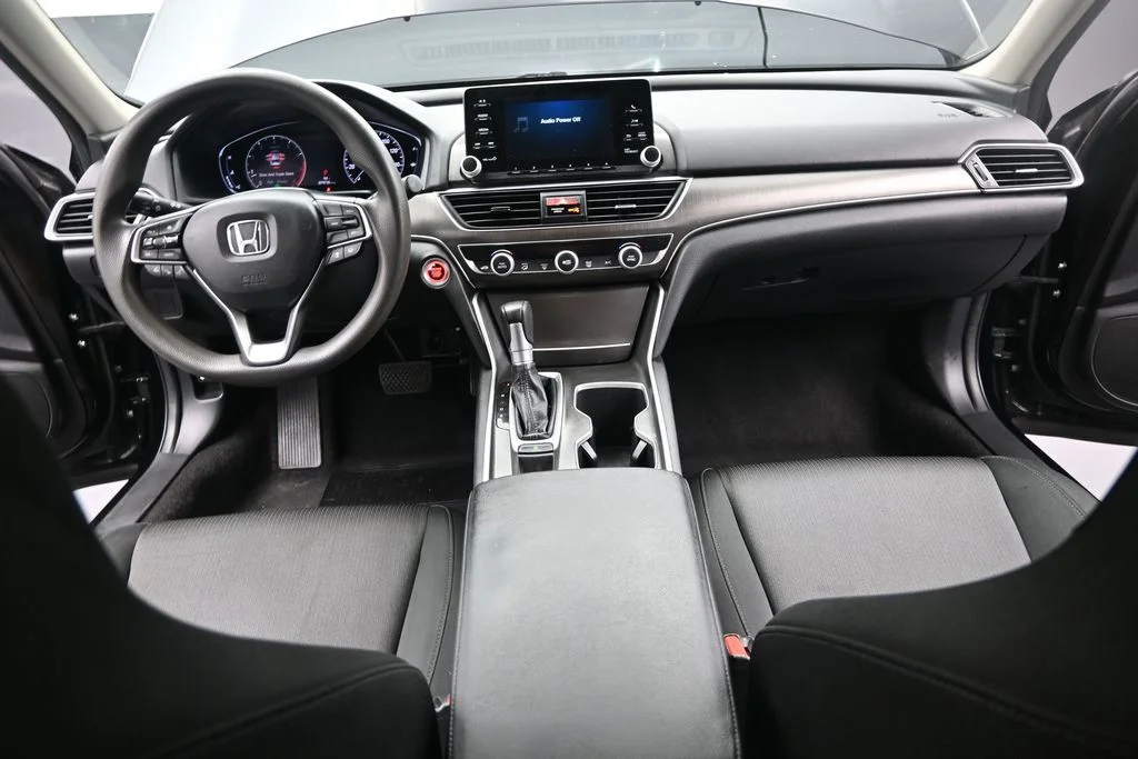 Used 2020 Crystal Black Pearl Honda LX image 31