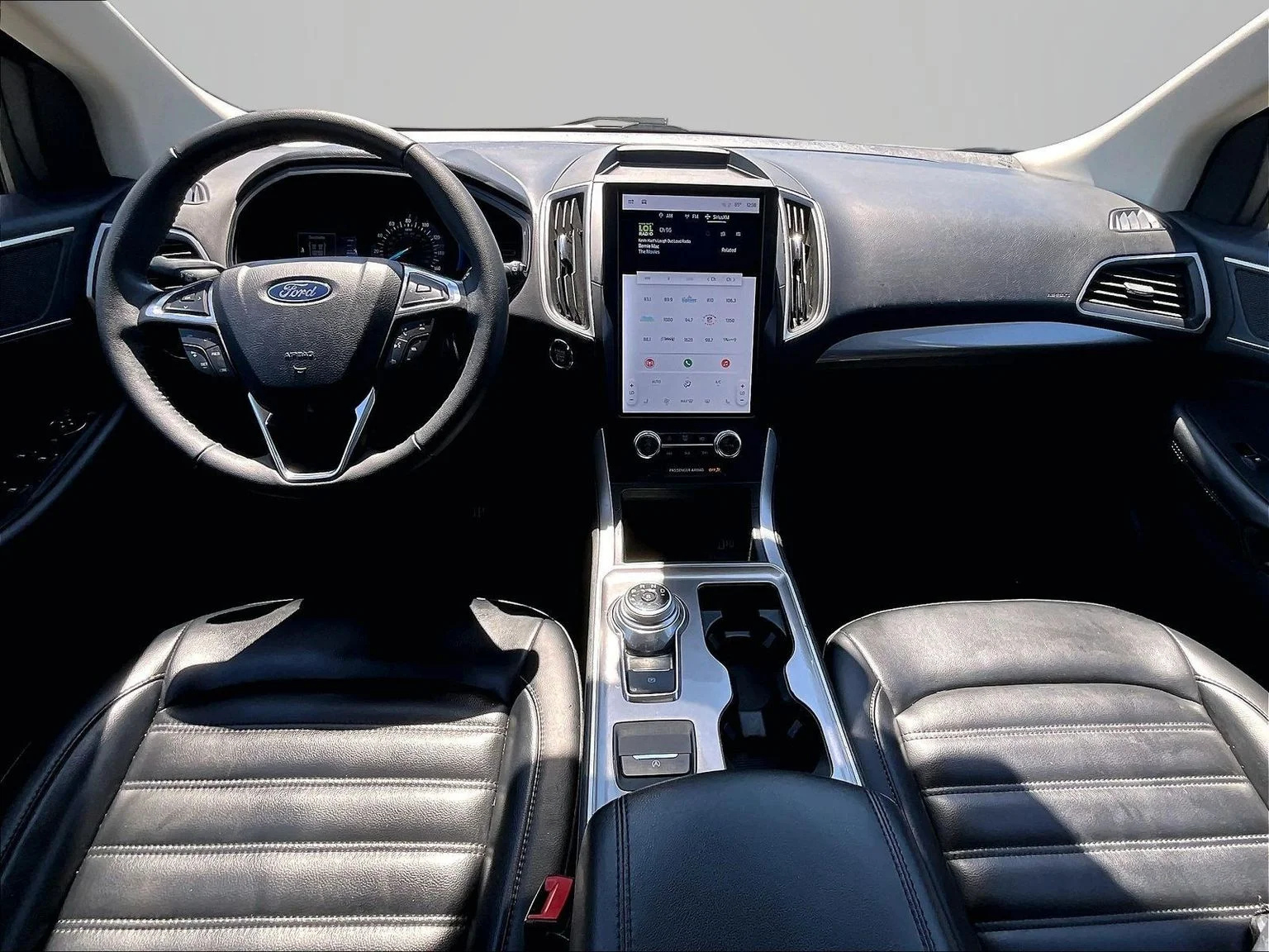 Used 2024 White Ford SEL image 17