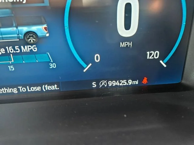 Used 2021 Gray Ford Lariat image 16