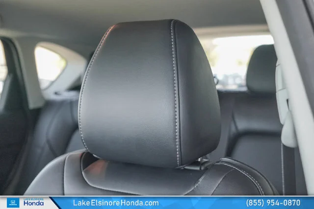 Used 2025 Quartz Metallic Mazda 2.5 S Select Package image 27