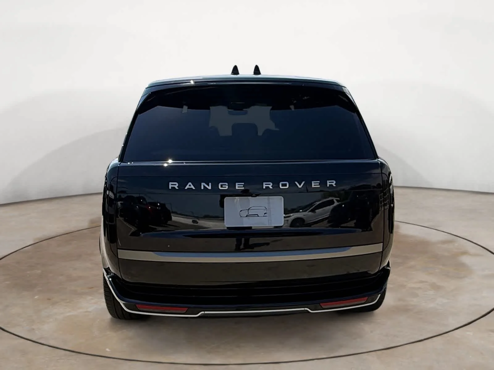 New 2026 Santorini Black Land Rover P530 LWB 7 Seat image 4