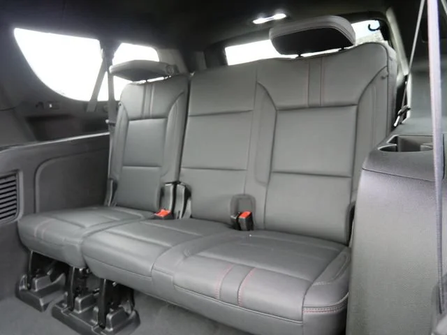 2023 Chevrolet Suburban RST - Photo 15