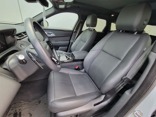 Certified Used 2024 Gray Land Rover Dynamic SE image 4