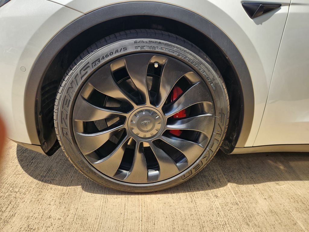 Used 2022 Pearl White Multi-Coat Tesla Performance image 9