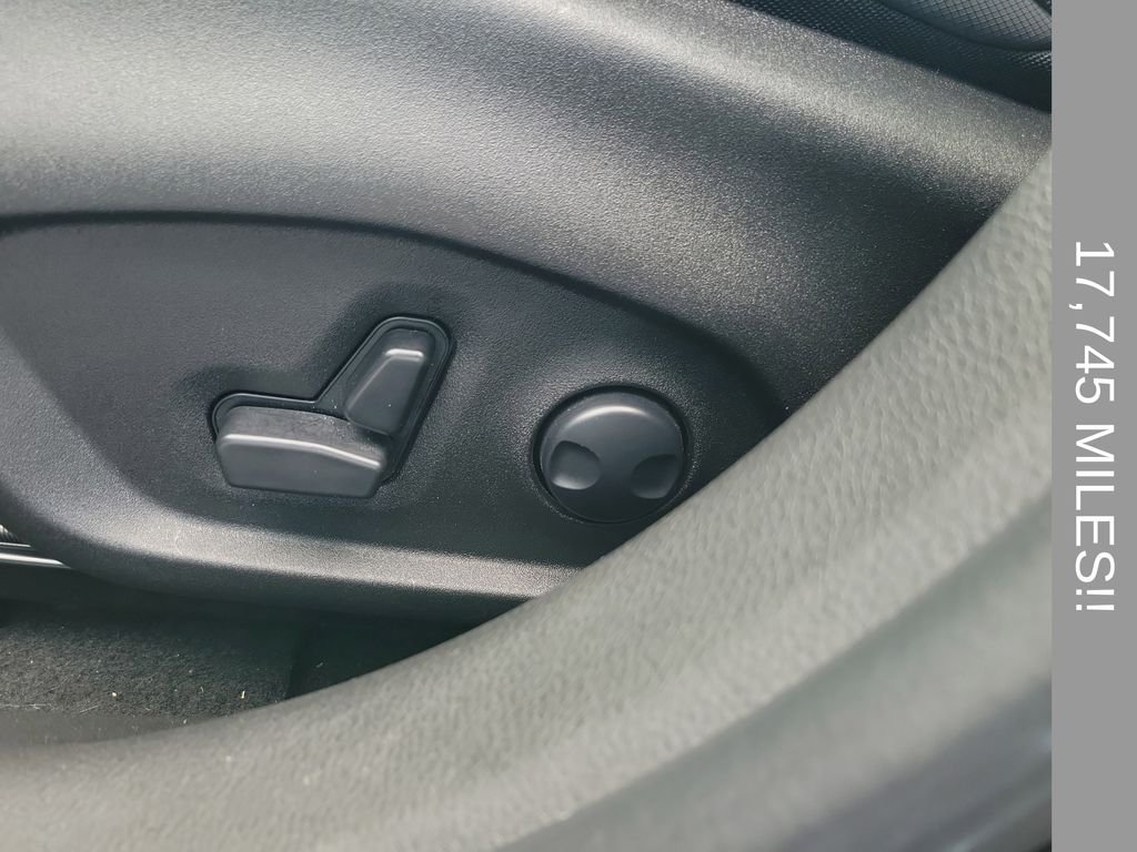 Used 2023 Gray Jeep Latitude image 20