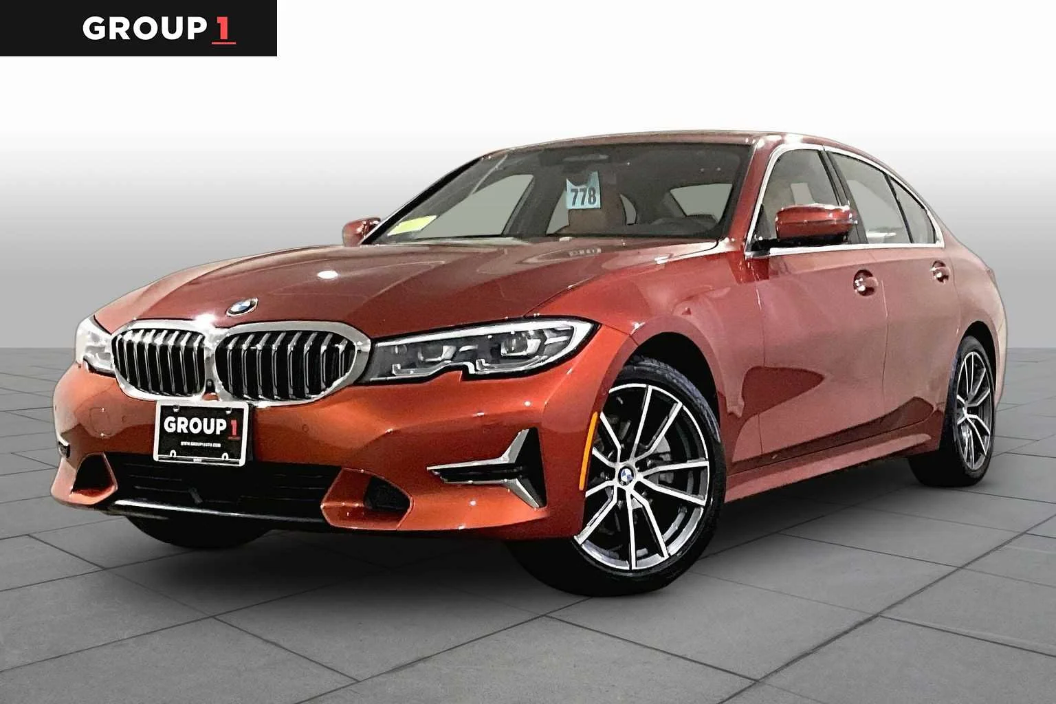 2019 BMW 3 Series 330i xDrive Sedan's photo