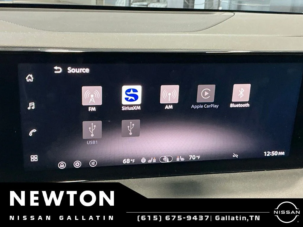 Used 2026 White Nissan SR image 18