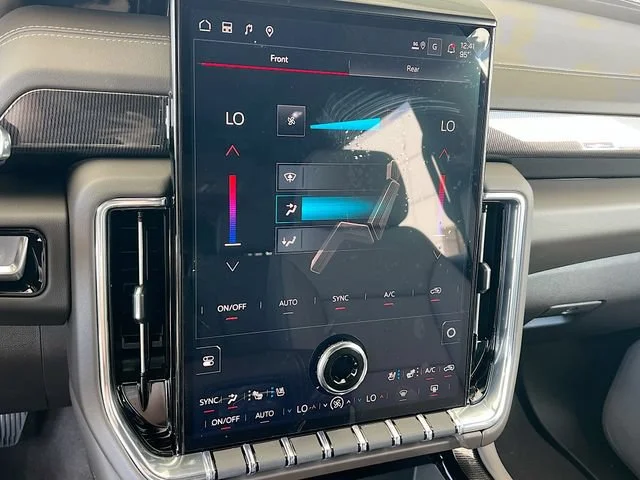 2026 GMC Yukon XL Elevation - Photo 11