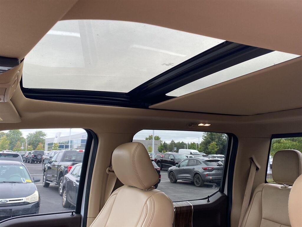Used 2020 Oxford White Ford LARIAT image 5
