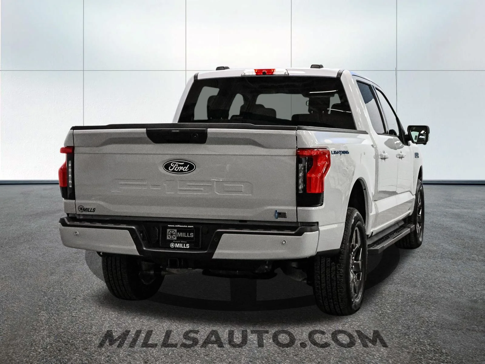 2025 Ford F-150 Lightning Flash - Photo 7