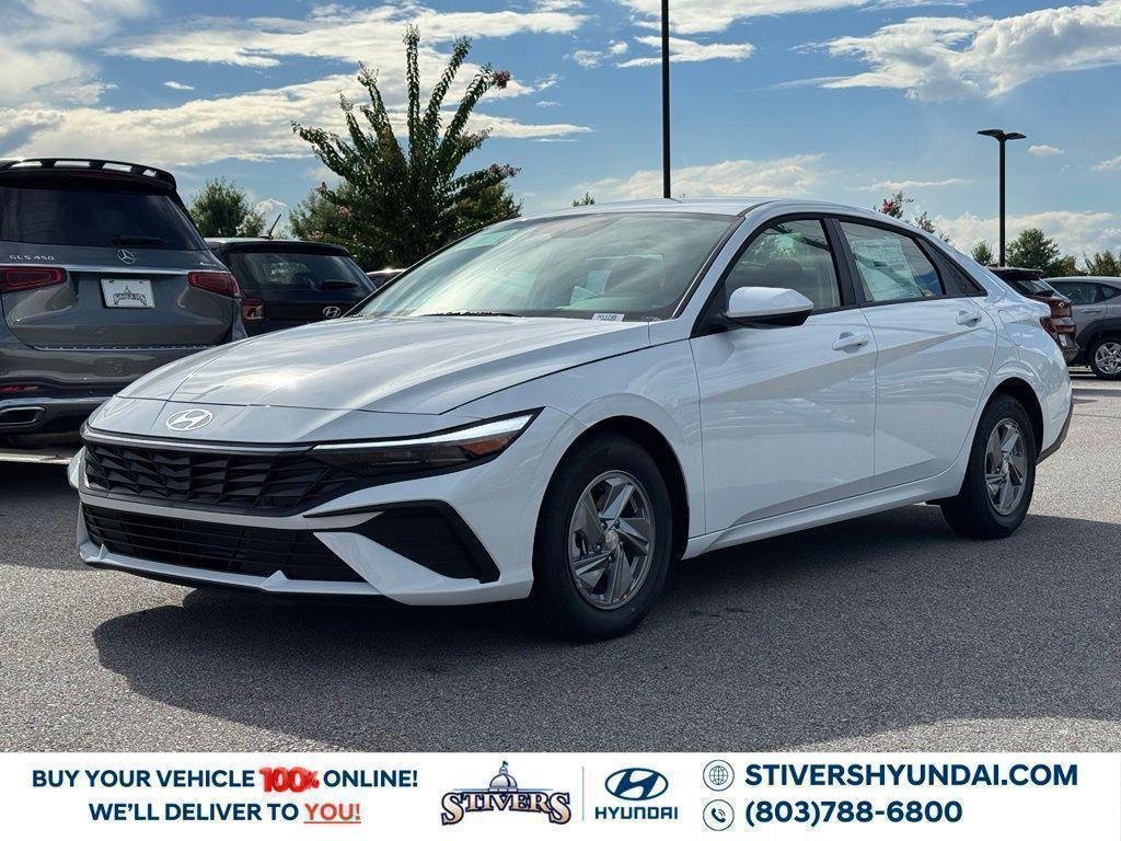 New 2026 White Hyundai SE image 9