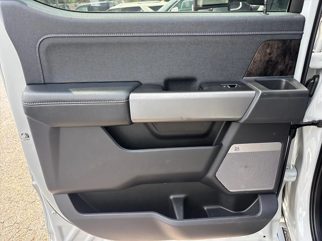 Used 2025 Gray Ford Lariat image 18