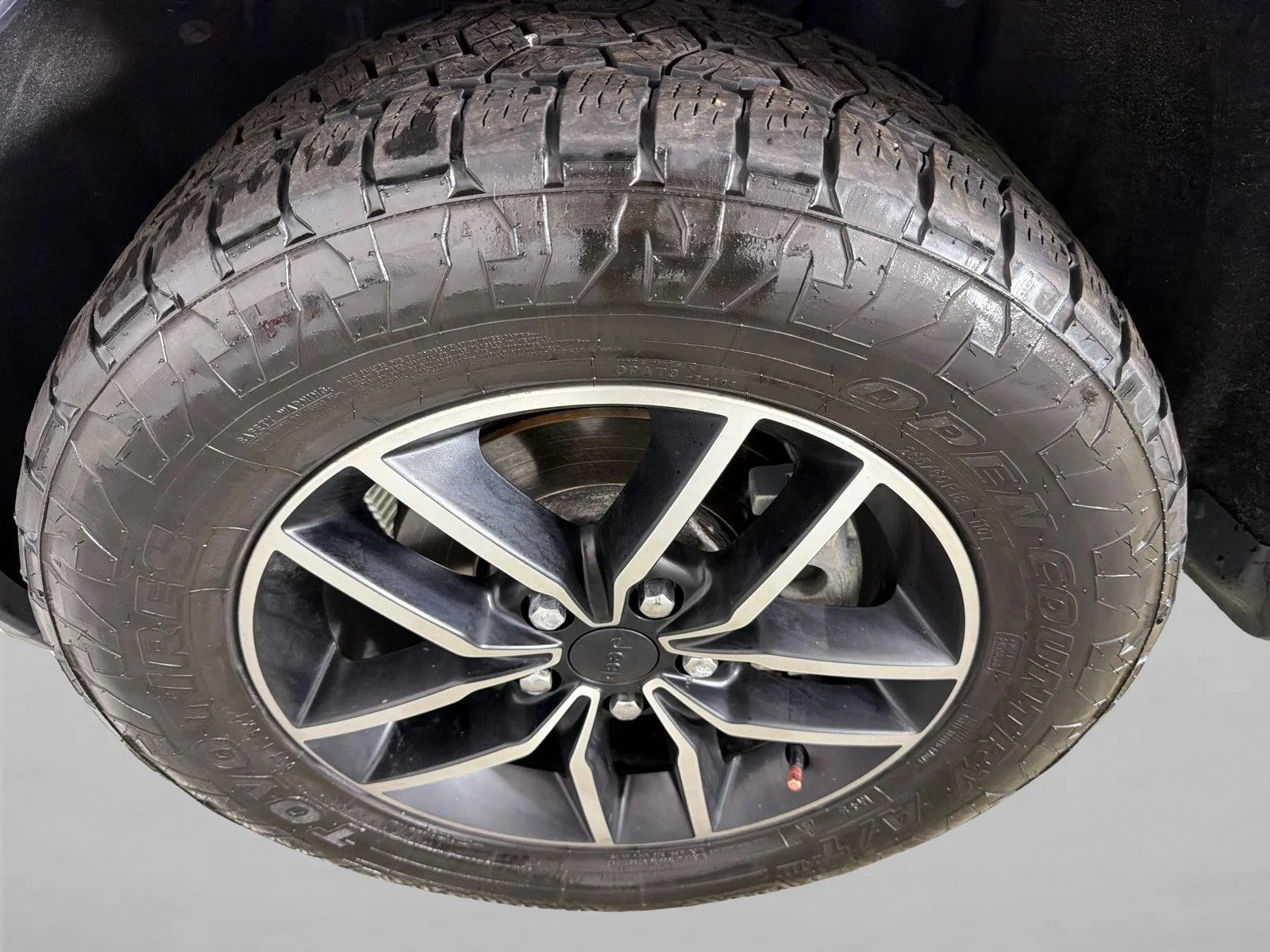 Used 2020 Gray Jeep Trailhawk image 13