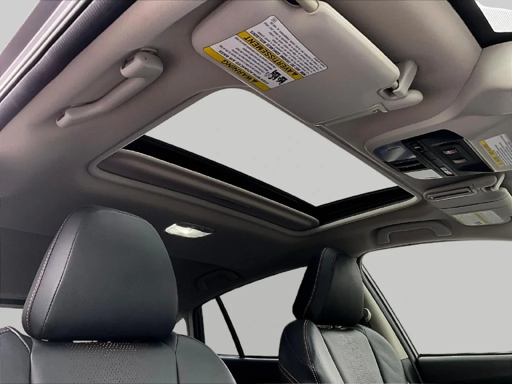Used 2021 Gray Metallic Subaru Limited image 28
