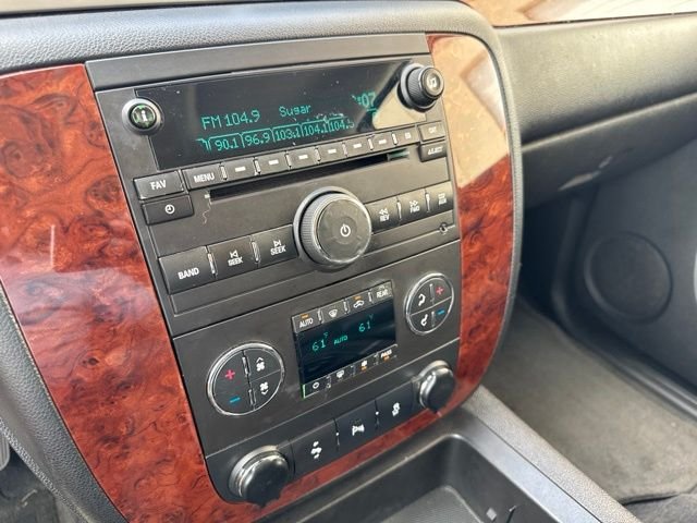 Used 2013 Black Chevrolet LT image 11