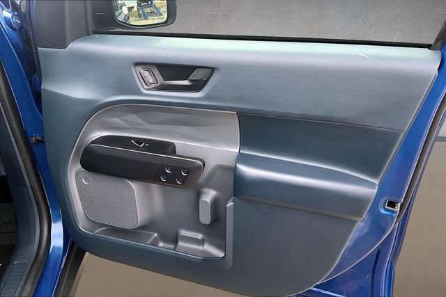 Used 2023 Blue Ford XLT image 16