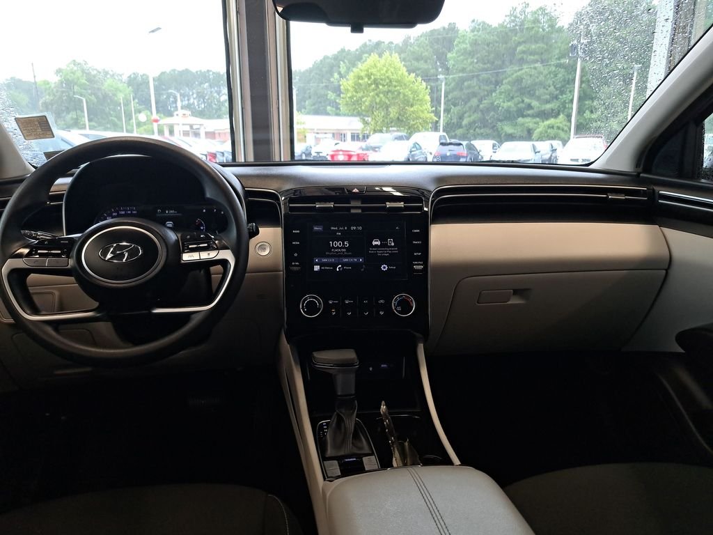 Used 2023 Red Hyundai SEL image 10