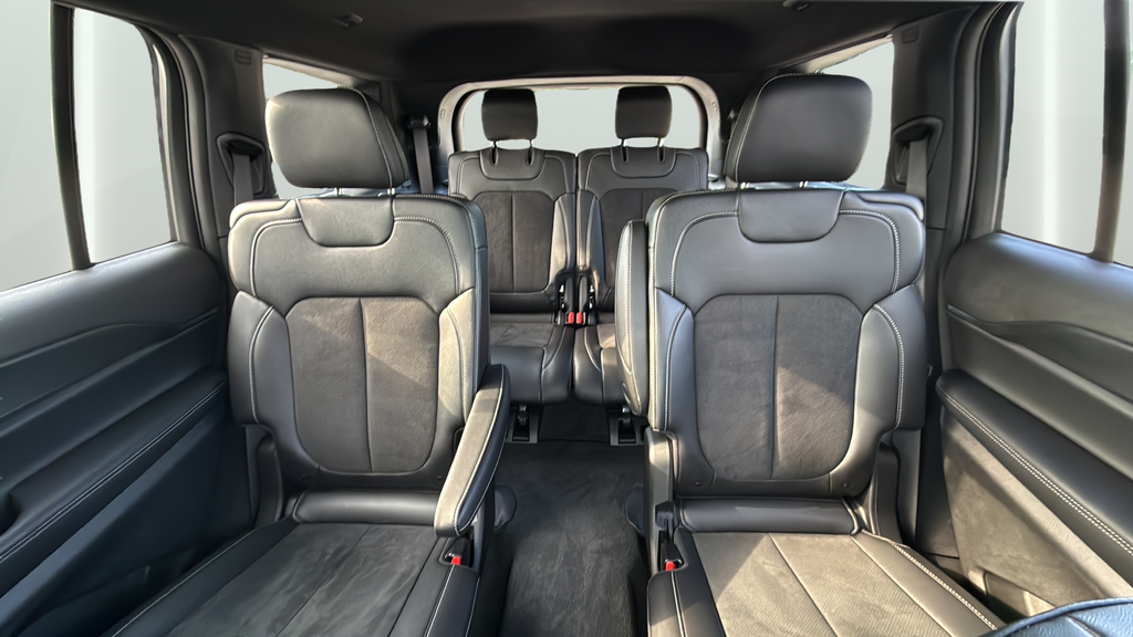 Used 2025 White Jeep Altitude X image 25