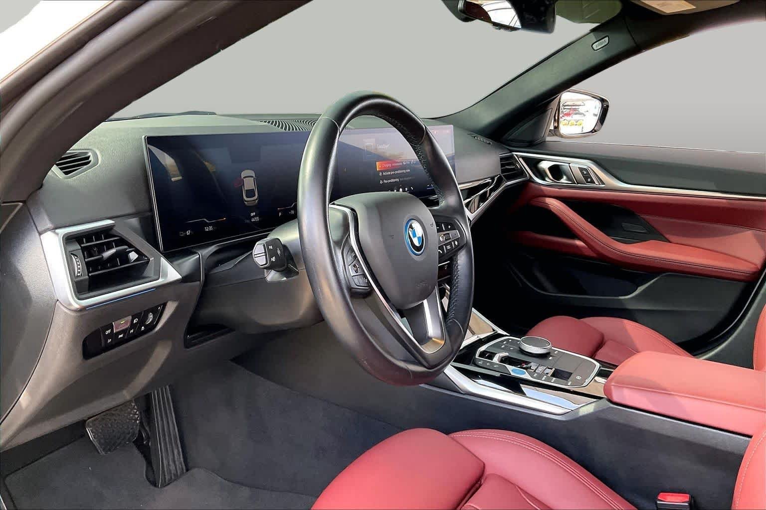 Used 2024 Mineral White Metallic BMW eDrive35 image 17