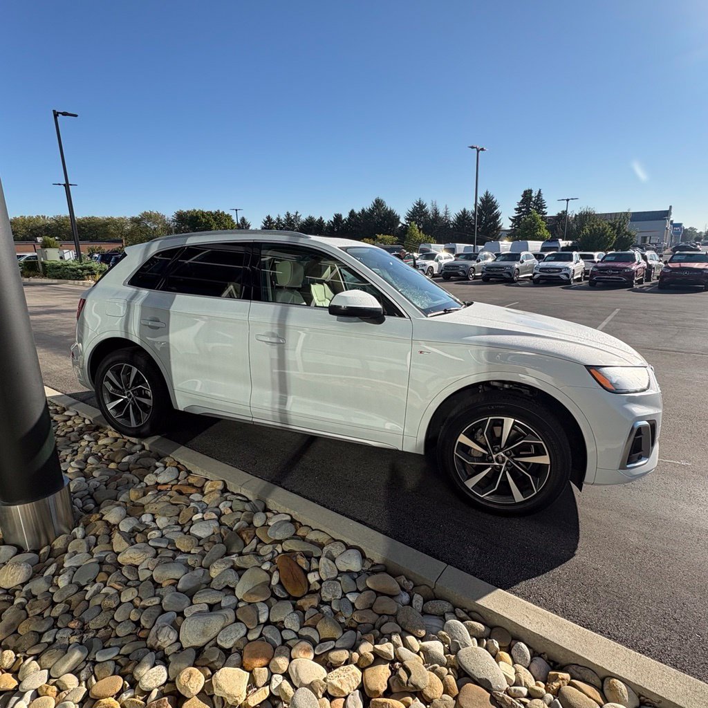 Used 2024 White Audi 45 S line Premium image 5