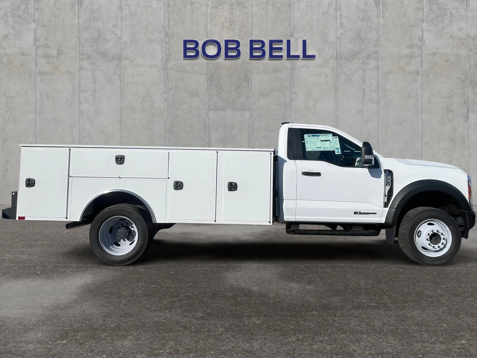 2025 Ford F-550 Super Duty Chassis Cab XL - Photo 6