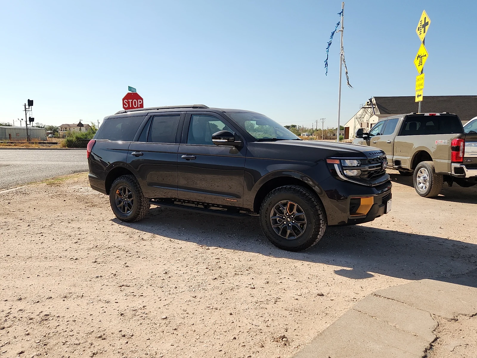 New 2027 Dark Matter Gray Metallic Ford Tremor image 8