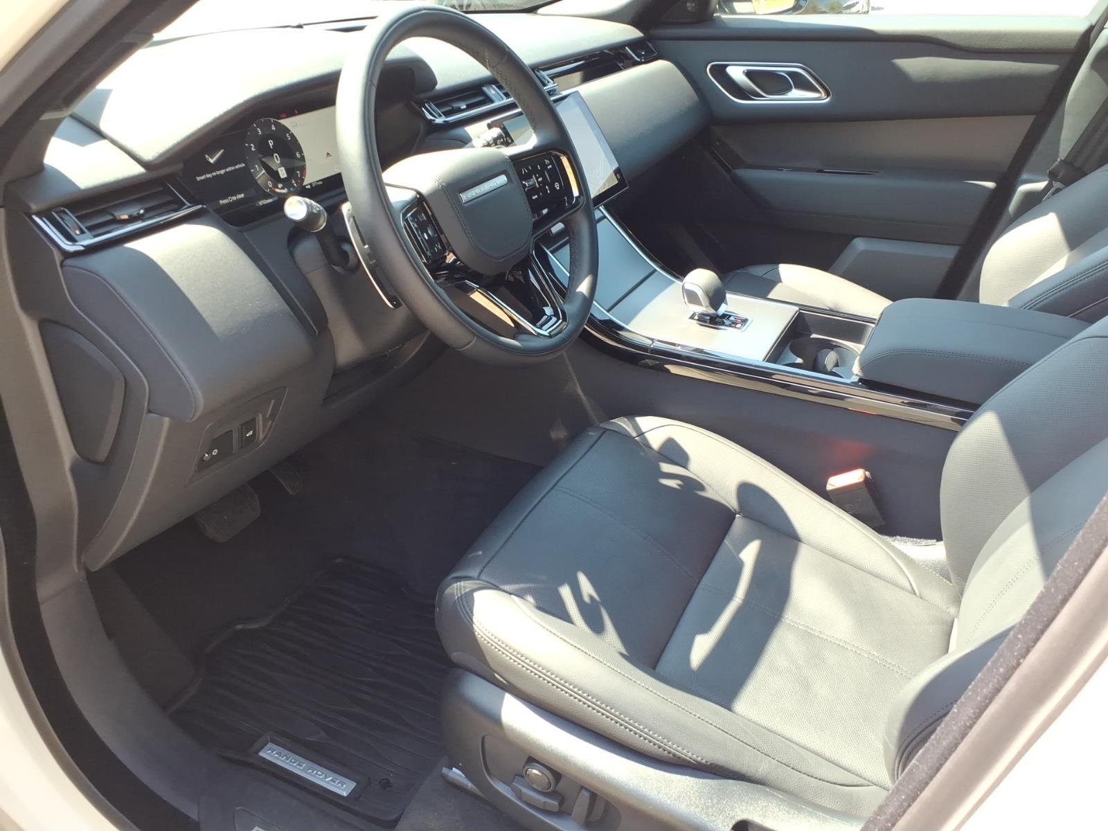 Certified Used 2026 Fuji White Land Rover S image 17