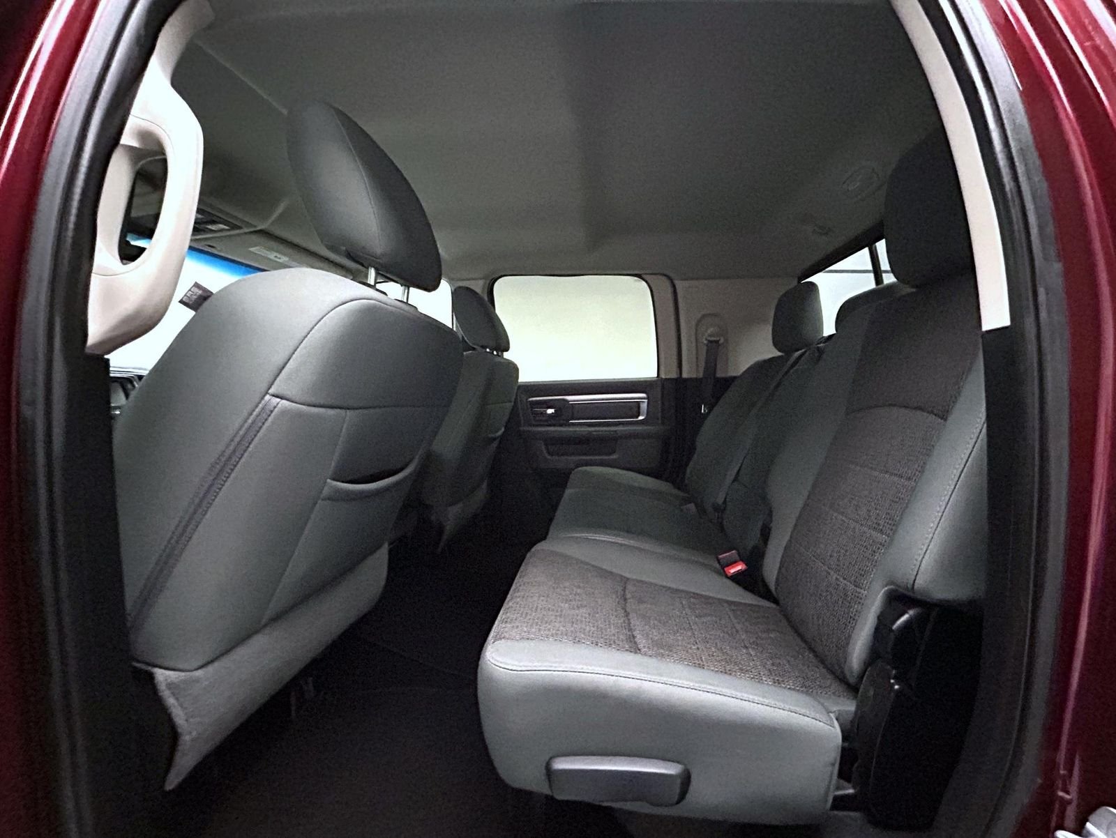 Used 2016 Red Ram SLT image 19