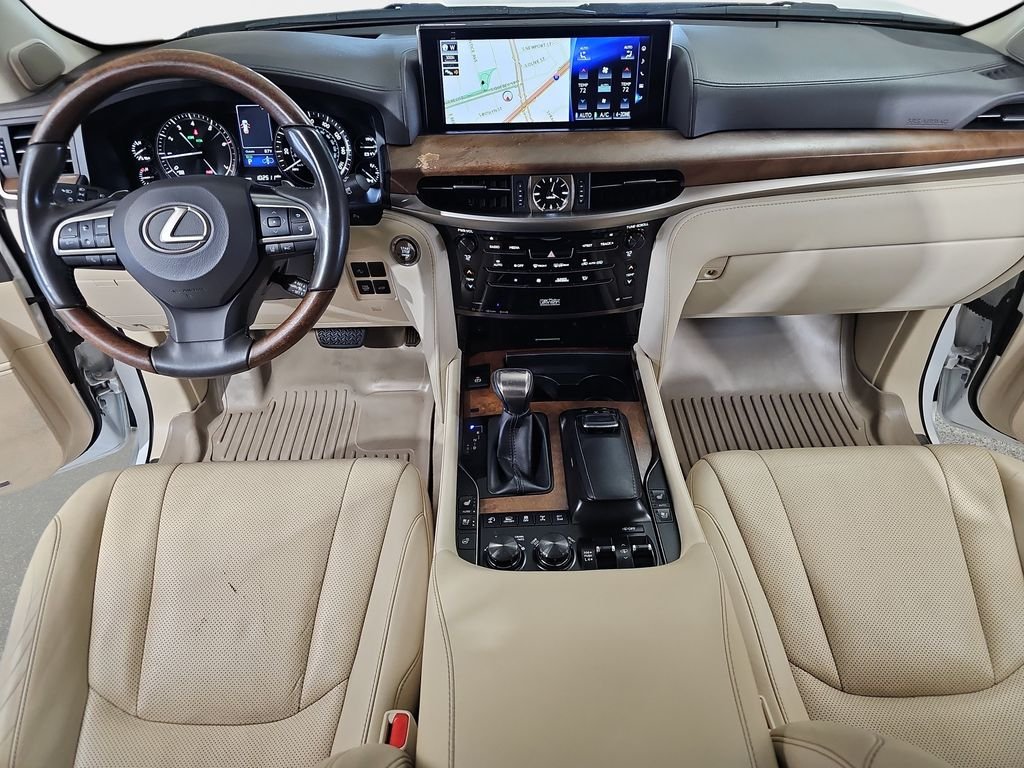 Used 2020 White Lexus 570 image 10