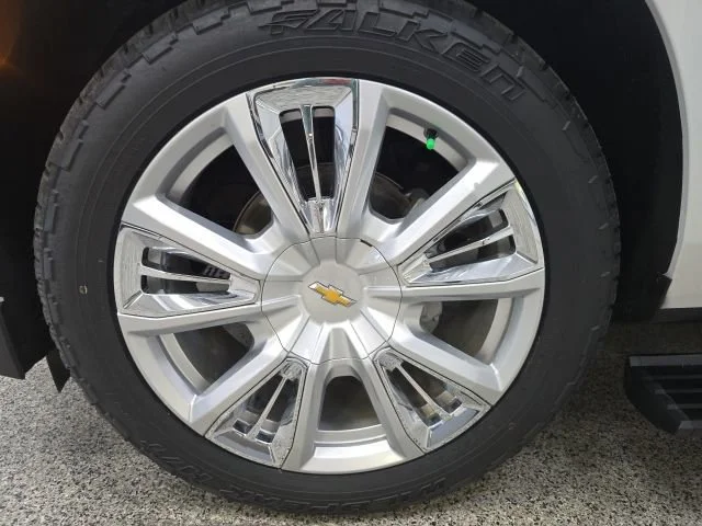 2024 Chevrolet Suburban High Country - Photo 30