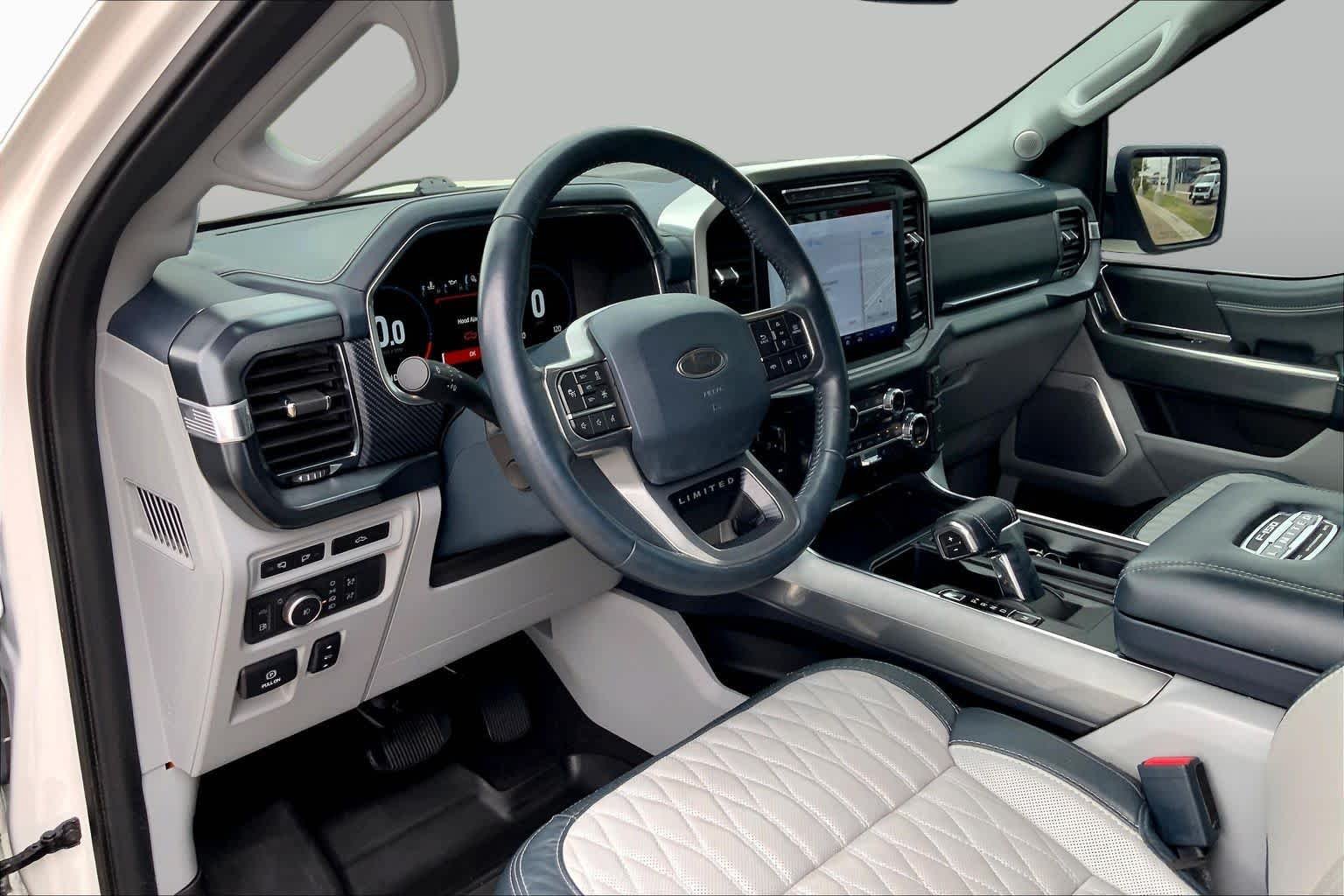 Used 2021 Star White Metallic Tri-Coat Ford Limited image 18