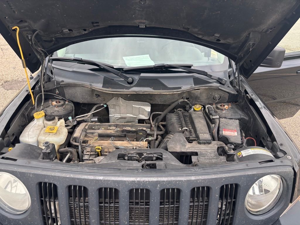 Used 2010 Black Jeep Sport image 18