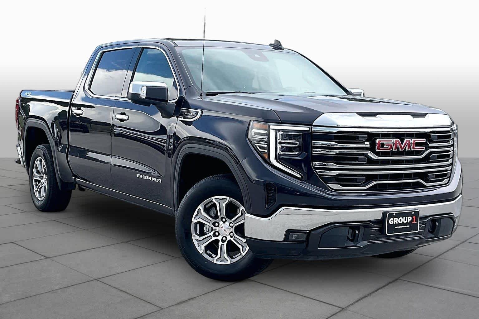 Used 2025 Titanium Rush Metallic GMC SLT image 3