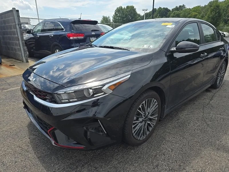 Used 2023 Black Kia GT-Line image 3