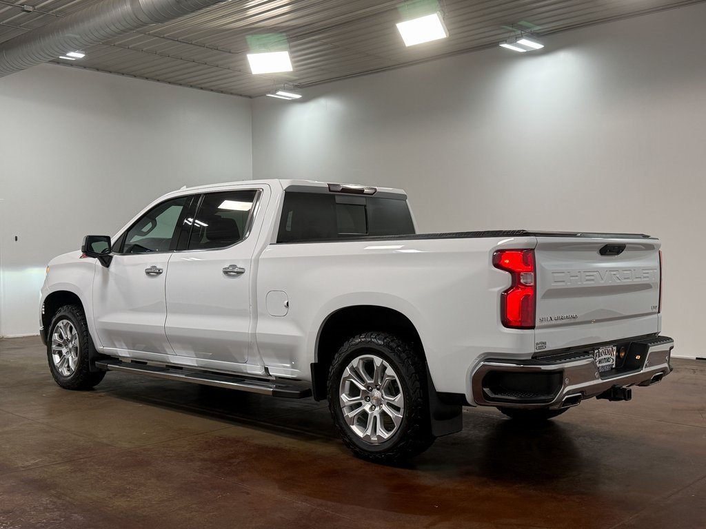 2023 Chevrolet Silverado 1500 LTZ photo 2