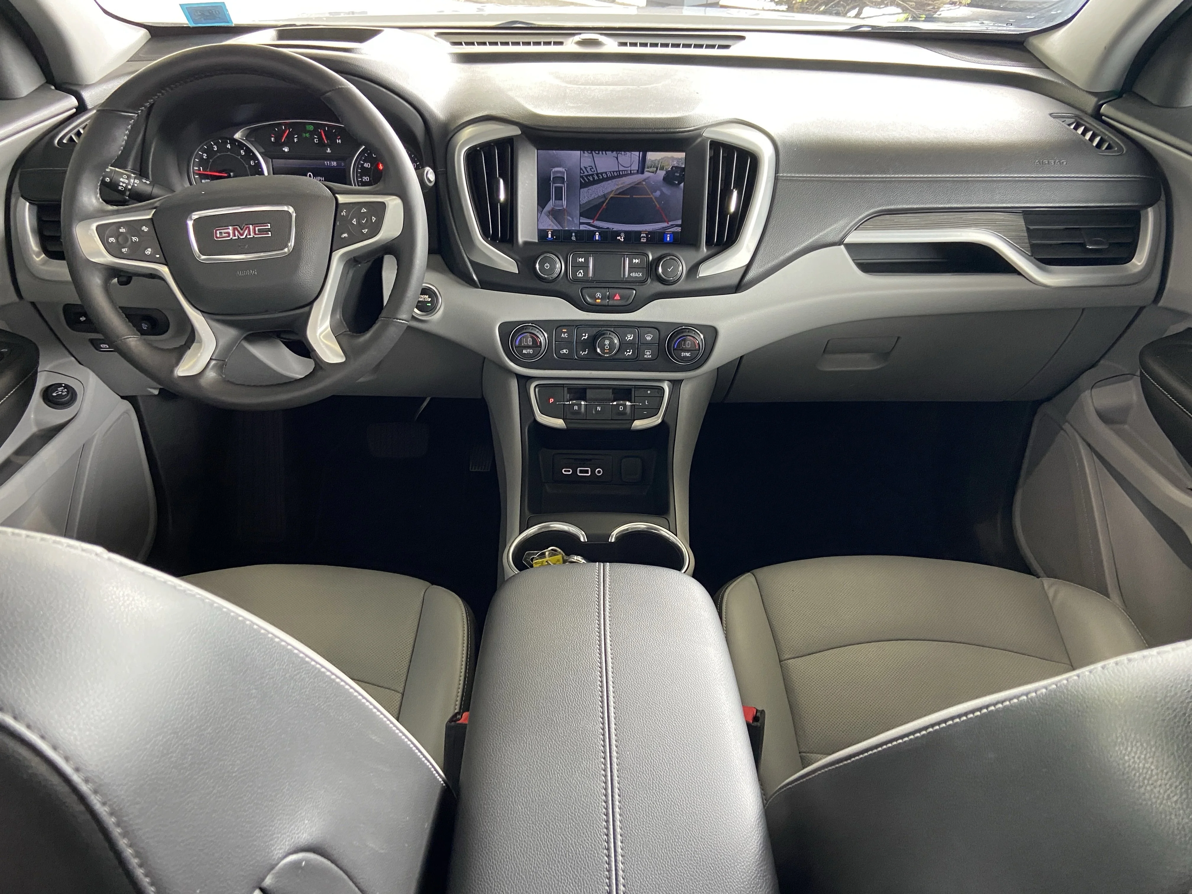 2022 GMC Terrain SLT - Photo 10