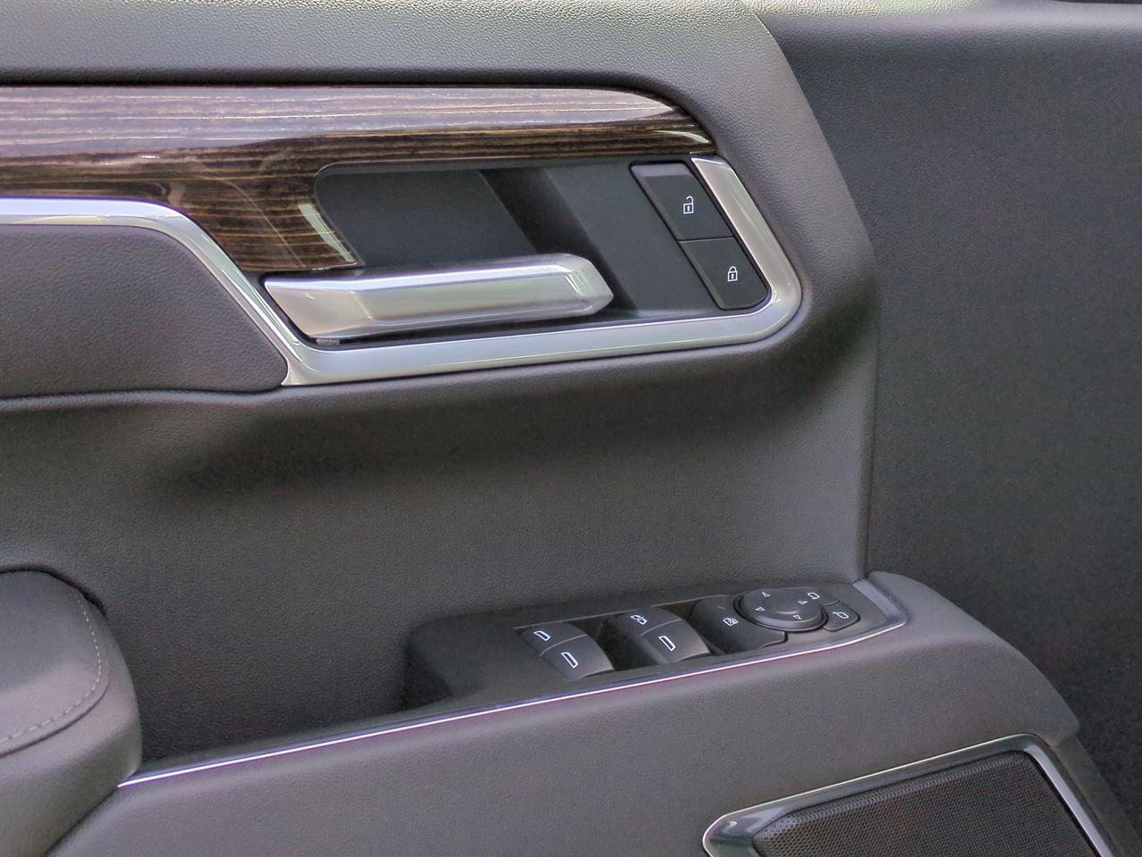 2026 GMC Sierra 1500 SLE - Photo 23