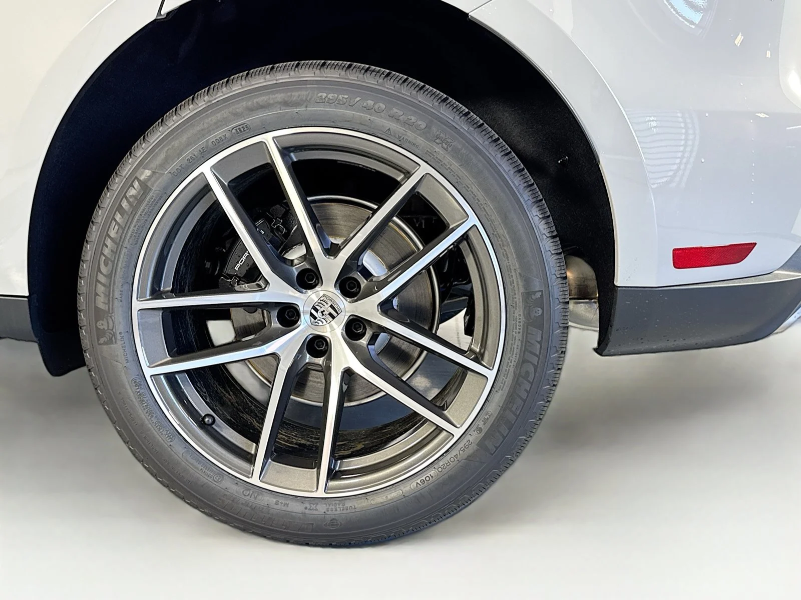 2026 Porsche Macan Base - Photo 25