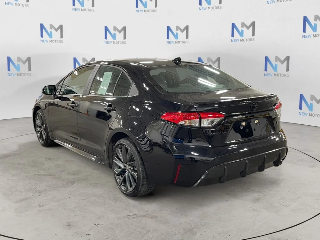 Used 2025 Midnight Black Metallic Toyota SE image 3