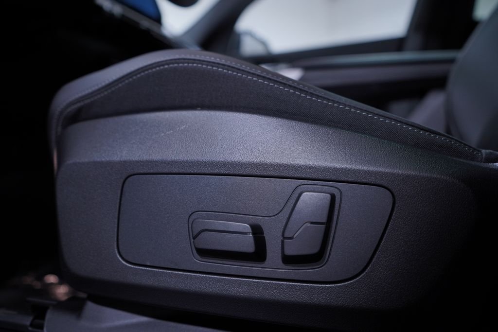 2026 BMW X2 28i - Photo 17