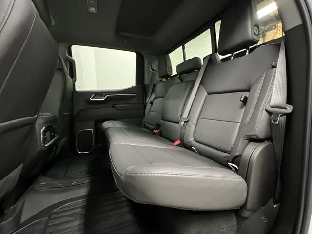 2026 GMC Sierra 1500 SLT - Photo 26