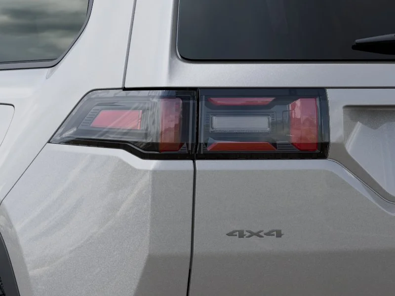 New 2026 Silver Zynith Clear-Coat Exterior Paint Jeep Limited image 33