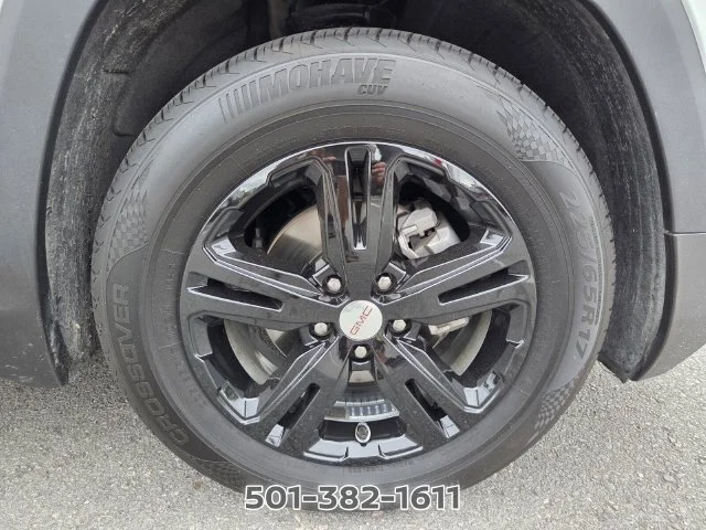 Used 2024 White GMC SLE image 20