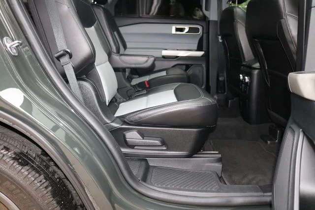 Used 2022 Green Metallic Ford XLT image 31
