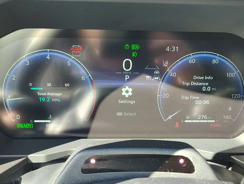 Used 2024 Gray Toyota 4WD (Natl) image 34