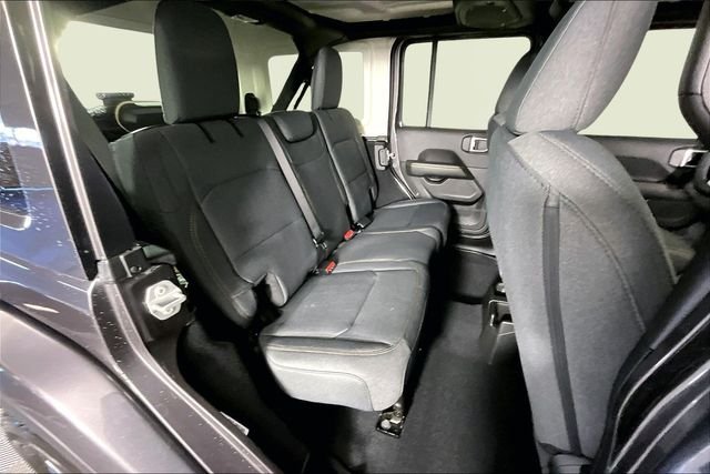2026 Jeep Wrangler 4-Door Sahara - Photo 11