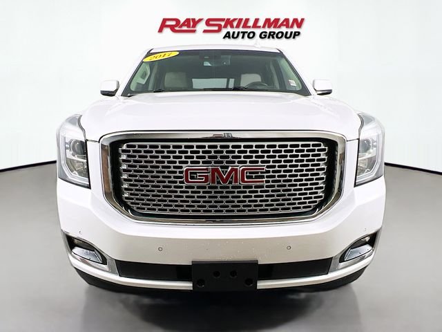 Used 2017 White GMC Denali image 2