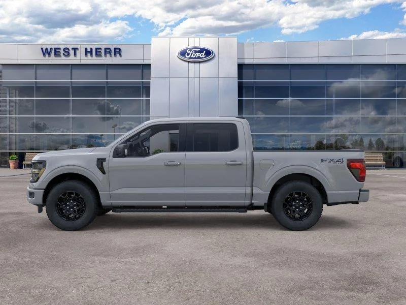 New 2026 Avalanche Ford XLT image 4