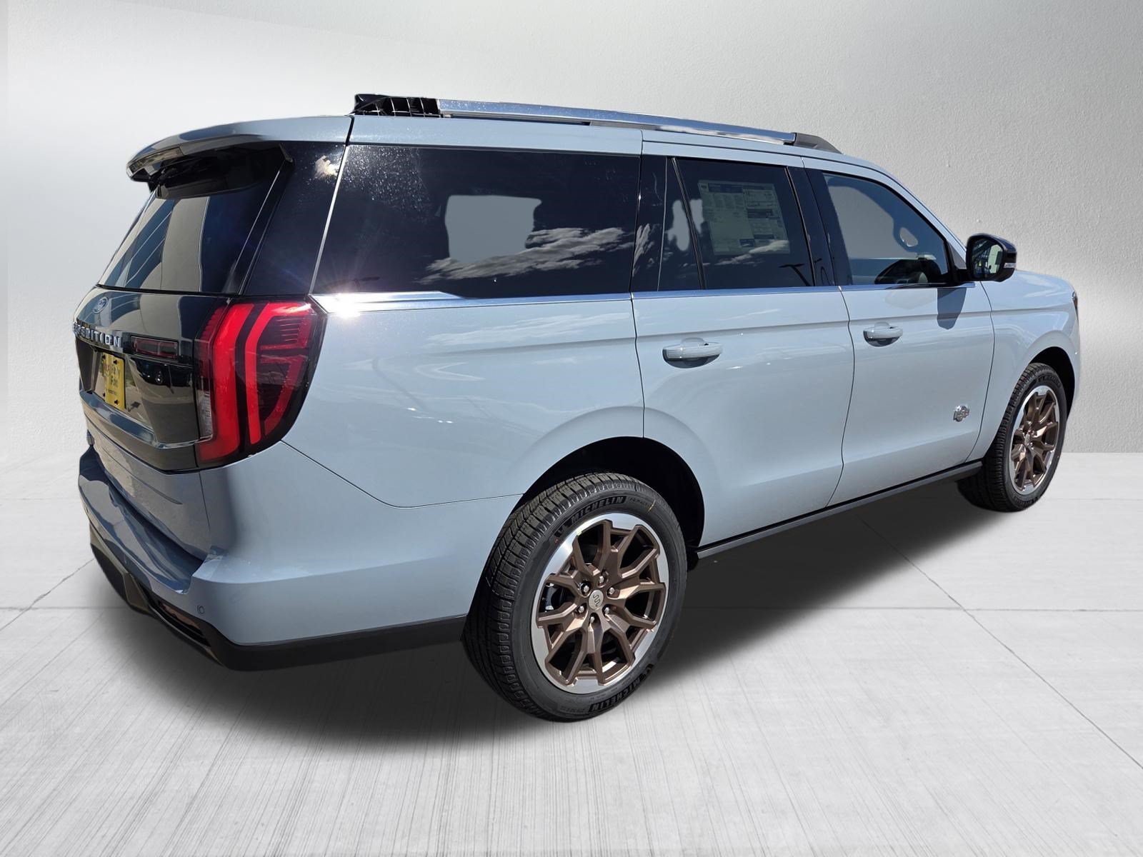 New 2027 Glacier Gray Metallic Tri-Coat Ford King Ranch image 4